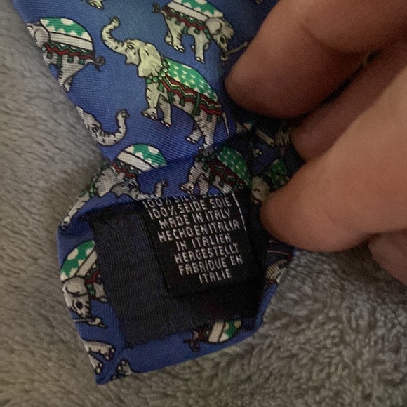 Beaufort Tie Rack elephant silk tie - Picture 3 of 4